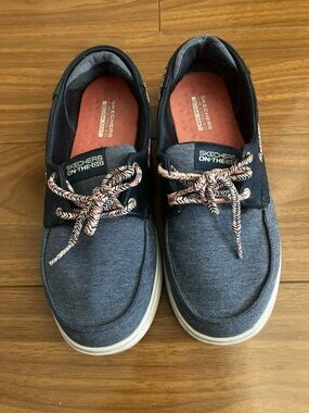 Skechers Men's Navy Canvas Slip-On Loafers with Patterned Laces